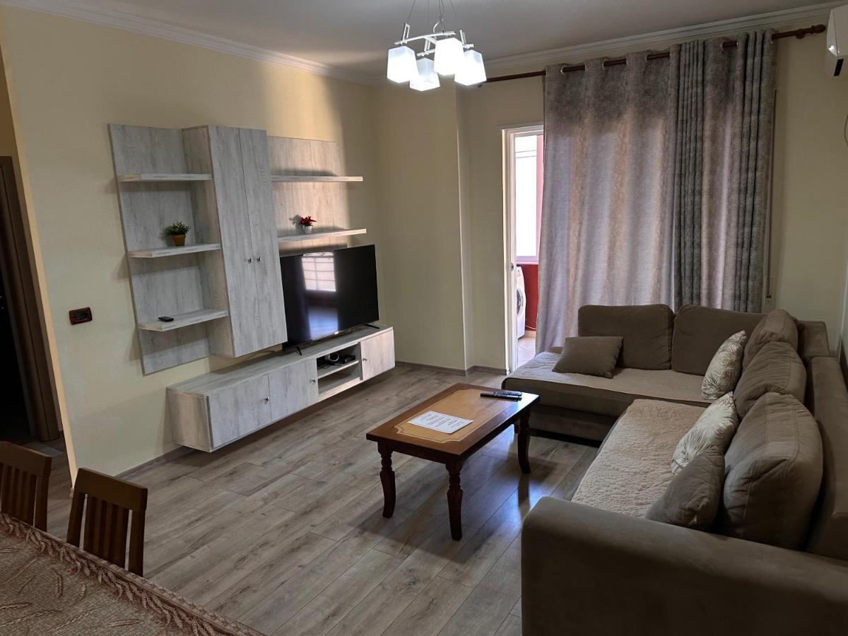 Family Apartments Sarande Exterior photo